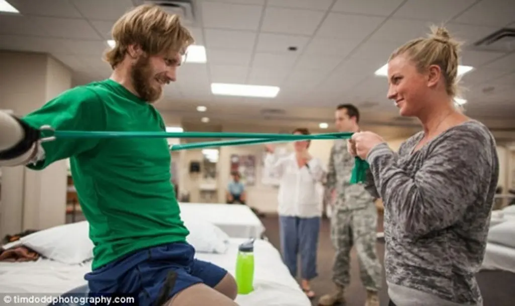 Kisah cinta dari para pasangan yang sangat menginspirasi. (Foto: brightside.me)