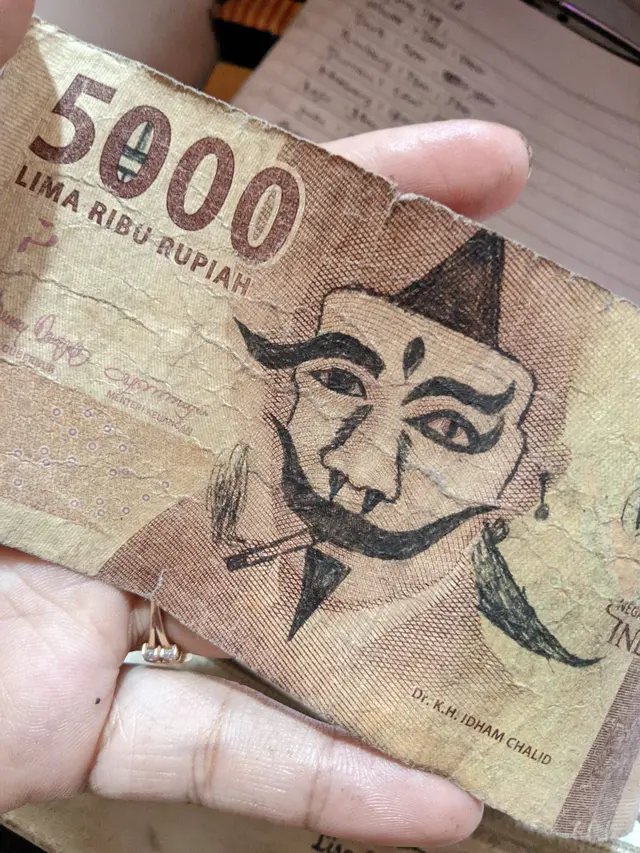 6 Potret Uang Kertas Digambar Aneh Ini Bikin Tepuk Jidat