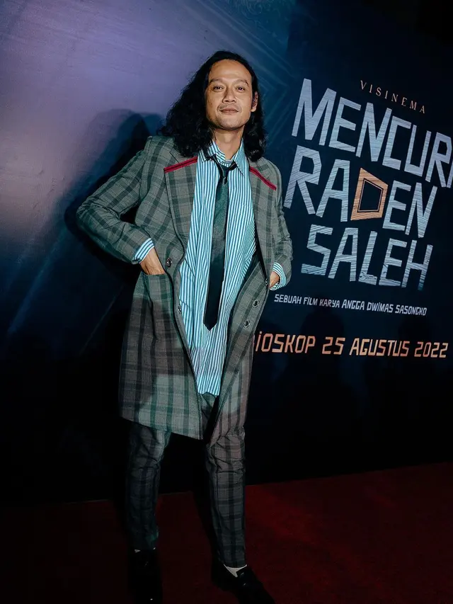 7 Potret Pemain Film Mencuri Raden Saleh di Red Carpet Premiere, Curi Perhatian