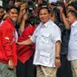 Kedatangan jajaran DPP PSI dan Ketua Umum baru PSI, Kaesang Pangarep disambut drum band Canka Garuda Yaksa dari Partai Gerindra. (Liputan6.com/Angga Yuniar)