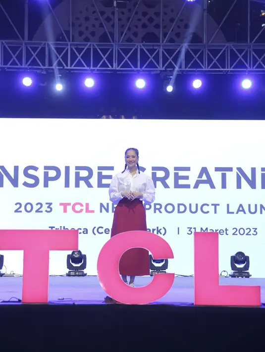 BCL sebagai product ambassador, dapat menginspirasi pengguna TV  TCL. Melihat sosok BCL yang menjalankan kariernya sampai di titik ini, begitupun perjalanan Brand TV TCL. Credit: Daniel Kampua