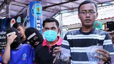 Badan Narkotika Nasional kembali memusnahkan barang bukti Narkotika di lapangan BNN, Jakarta, Kamis ,(7/5/2015). Sebanyak 15.981,37 gram shabu, 4.336,40 gram ganja, 59,44 gram canna chocolate, 285,62 gram happy cookies. (Liputan6.com/Helmi Afandi)