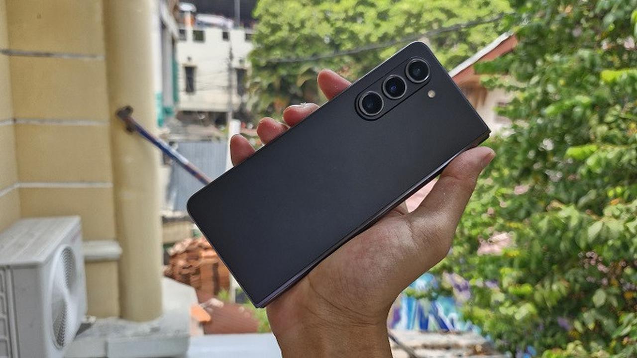 Samsung Galaxy Z Fold 5