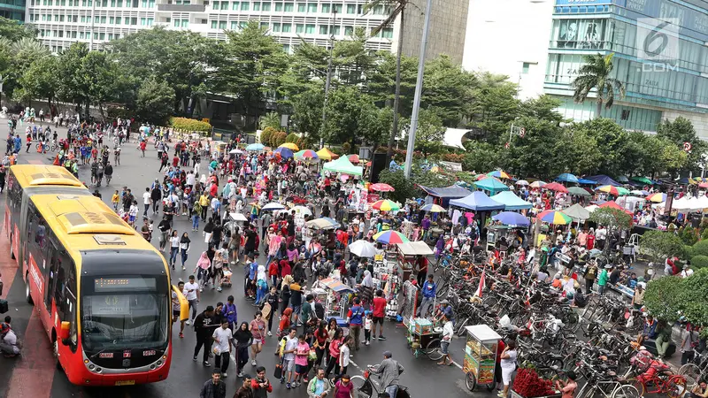 Sempat Diguyur Hujan, Car Free Day Tetap Ramai Pengunjung