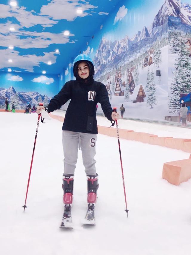 Sudah Punya 3 Anak, Ini 6 Potret Menawan Nourah Sheivirah Istri Teuku Rafly