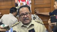 Wakil Gubernur (Wagub) DKI Jakarta, Rano Karno di Balai Kota DKI Jakarta, Selasa (12/8/2025). (Liputan6.com/Winda Nelfira).