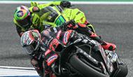 Pembalap Aprilia Marco Bezzecchi saat mengikuti MotoGP Thailand 2026.  (Lillian SUWANRUMPHA / AFP)