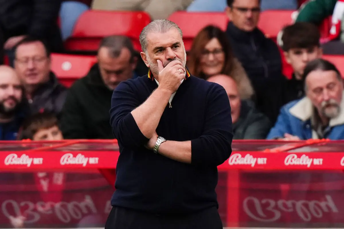 Foto: Anak Asuh Digilas Chelsea, Ange Postecoglou Dipecat Nottingham Forest