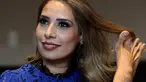 Desainer Meksiko, Adriana Macias menata rambutnya di Guadalajara, negara bagian Jalisco, Meksiko (15/5/2019). Adriana Macias Terlahir tanpa kedua tangan tak membuatnya berputus asa atas hidupnya.  (AFP Photo/Ulises Ruiz)