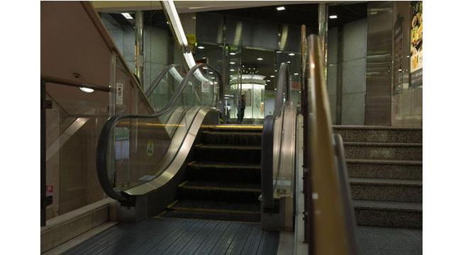 Daya Tarik Eskalator Terpendek di Dunia, Panjang 83,4 Cm dengan 5 Tangga Bergerak