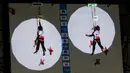 Atlet panjat tebing Indonesia, Alivany Ver Kadhijah (kanan) dan Nurma Anjany berkompetisi pada kualifikasi nomor speed putri Kejuaraan Dunia Panjat Tebing IFSC 2023 seri Jakarta di Lot 6, Kompleks Stadion Utama Gelora Bung Karno, Jakarta, Indonesia, Sabtu (06/05/2023). Indonesia berhasil meloloskan 10 (5 putra dan 5 putri) pada babak kualifikasi. (Bola.com/Bagaskara Lazuardi)
