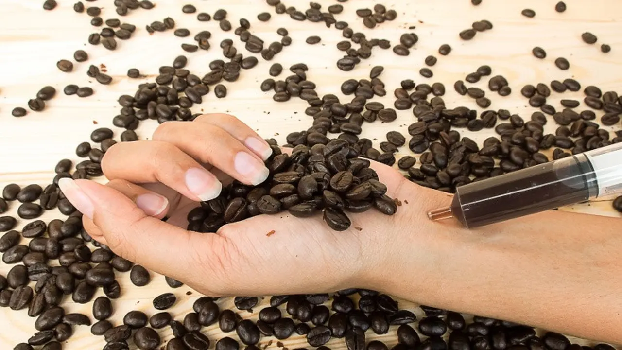 [Bintang] kecanduan Kopi