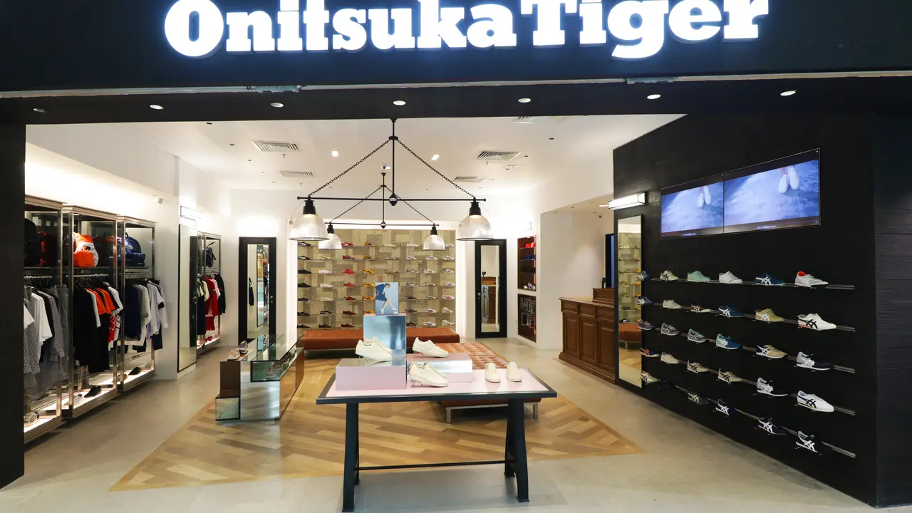 Tak Perlu ke Jepang, Onitsuka Tiger Buka Tokonya di Indonesia