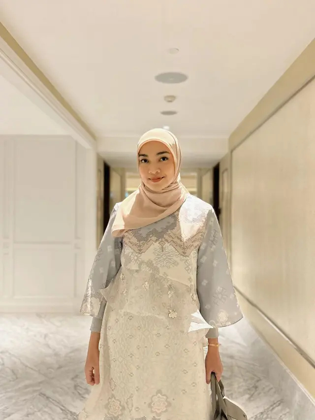 Tika Bravani dan gaya berhijabnya (Instagram/tikabravani)