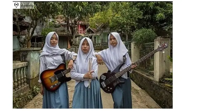 7 Potret Voice of Baceprot, Grup Metal Hijaber Asal Garut yang Akan Tur 4 Negara Eropa