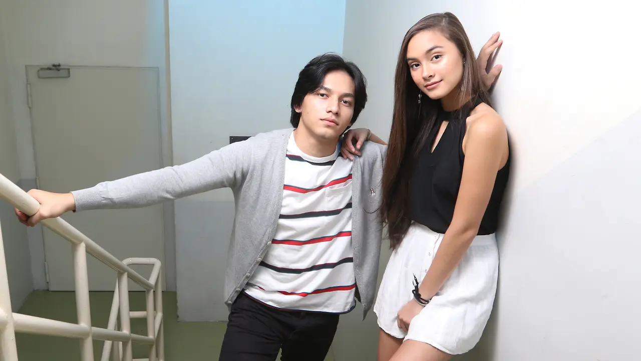 Pemain film Surat Cinta Untuk Starla, Jefri Nichol dan Caitlin Halderman