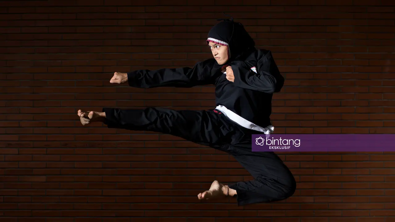[Bintang] Eksklusif Puspa Arumsari, Si Cantik yang Jago Silat