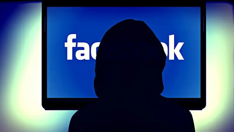 8 Hal Paling Menjengkelkan di Facebook