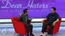 Farhat Abbas saat menghadiri acara "Dear Haters" di SCTV Towers, Jakarta, Kamis (21/1/2016). Program 'Dear Haters' bertujuan untuk mengkampanyekan tentang cinta, dan pengertian dalam hidup. (Liputan6.com/Herman Zakharia)