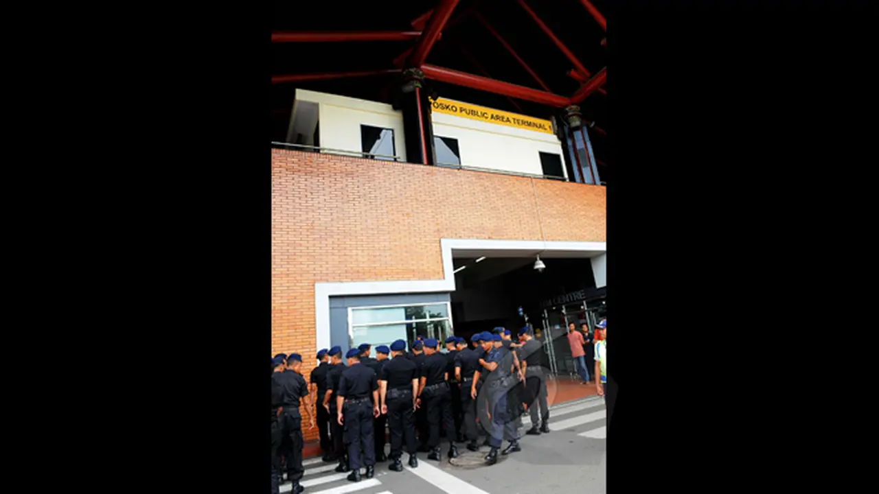 Ratusan Penumpang Lion Air Terlantar di Terminal 1B Soekarno Hatta