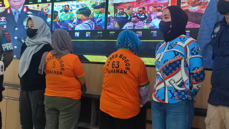 Polres Bogor mengungkap modus penyalur pekerja migran (PMI) ilegal saat merekrut para calon tenaga kerja wanita (TKW) di Malaysia.