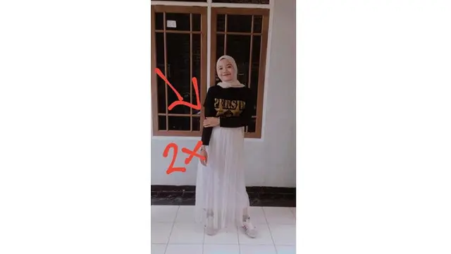 Wanita Ini Minta Fotonya Diedit Berdua, 5 Kreasi Netizen Kocak