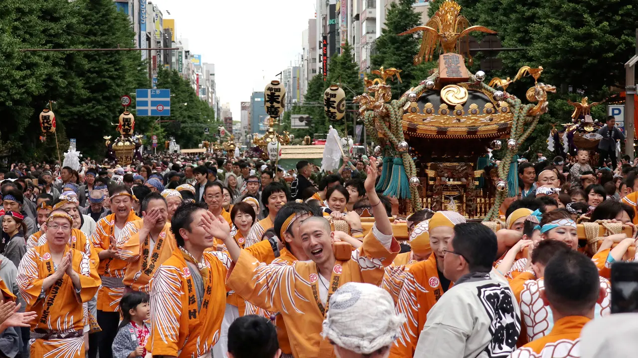 Melihat Kemeriahan Festival Kanda Matsuri di Tokyo