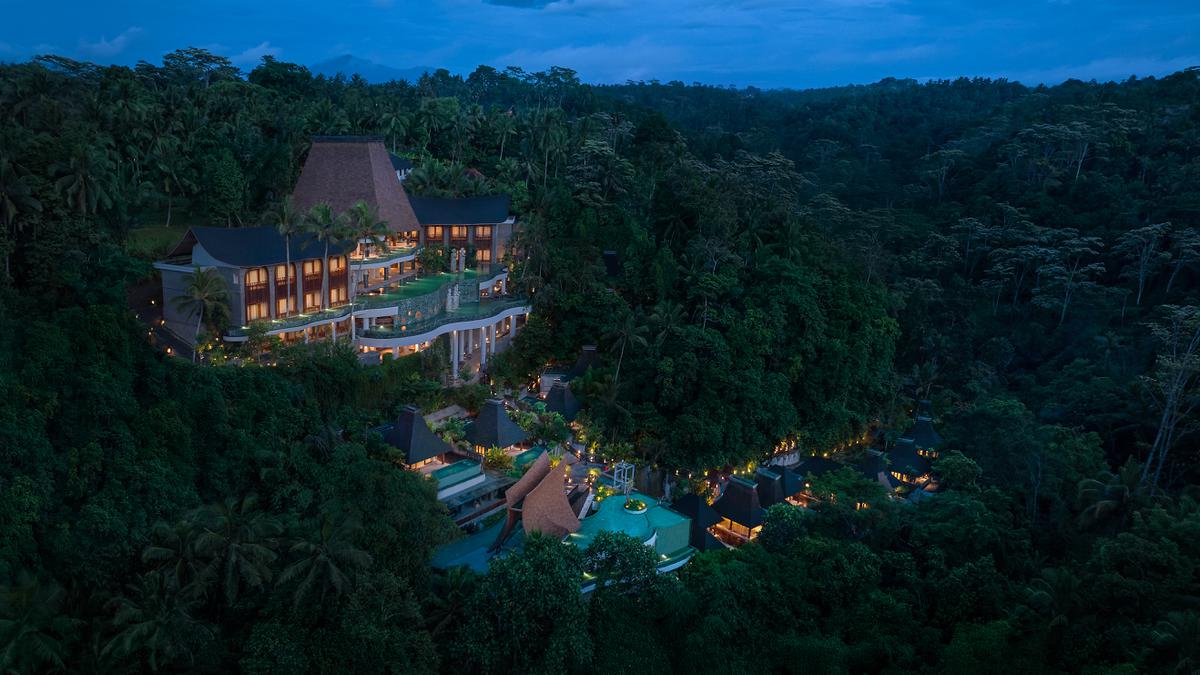 Resor Mewah Ini Jadi Destinasi Eco-Luxury di Jantung Alam Ubud, Dibuat Mengikuti Kontur Perbukitan