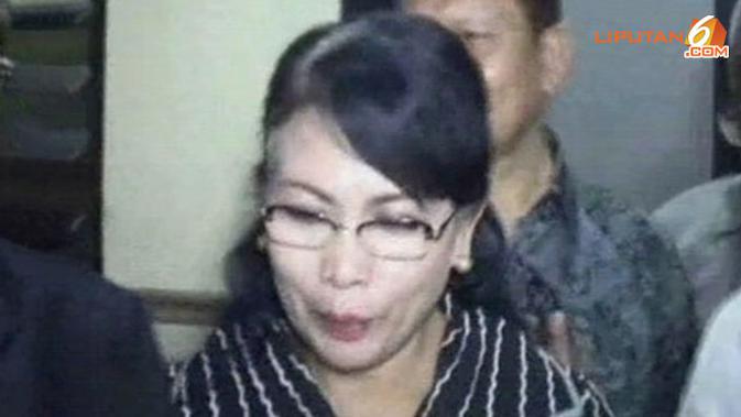 VIDEO Diperiksa 13 Jam, Istri Jenderal Penyekap PRT ...