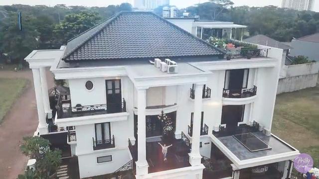 Rumah Prilly Latuconsina