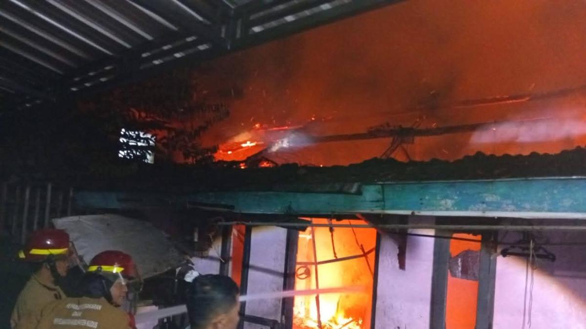 Cerita Tragis 2 Lansia Tewas Terjebak Kobaran Api yang Melalap Rumahnya