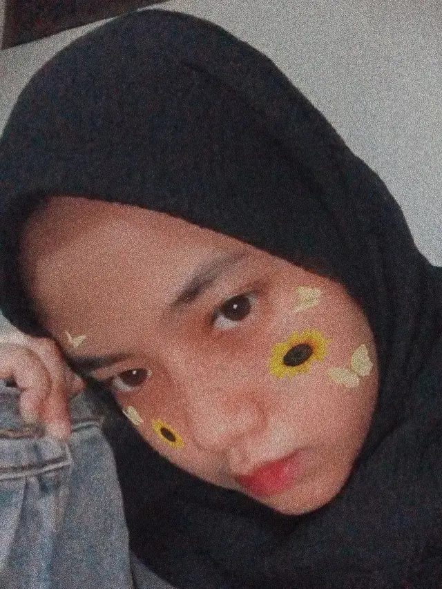 6 Potret Terbaru Hanin Dhiya Kini Tampil Berhijab, Bikin Pangling