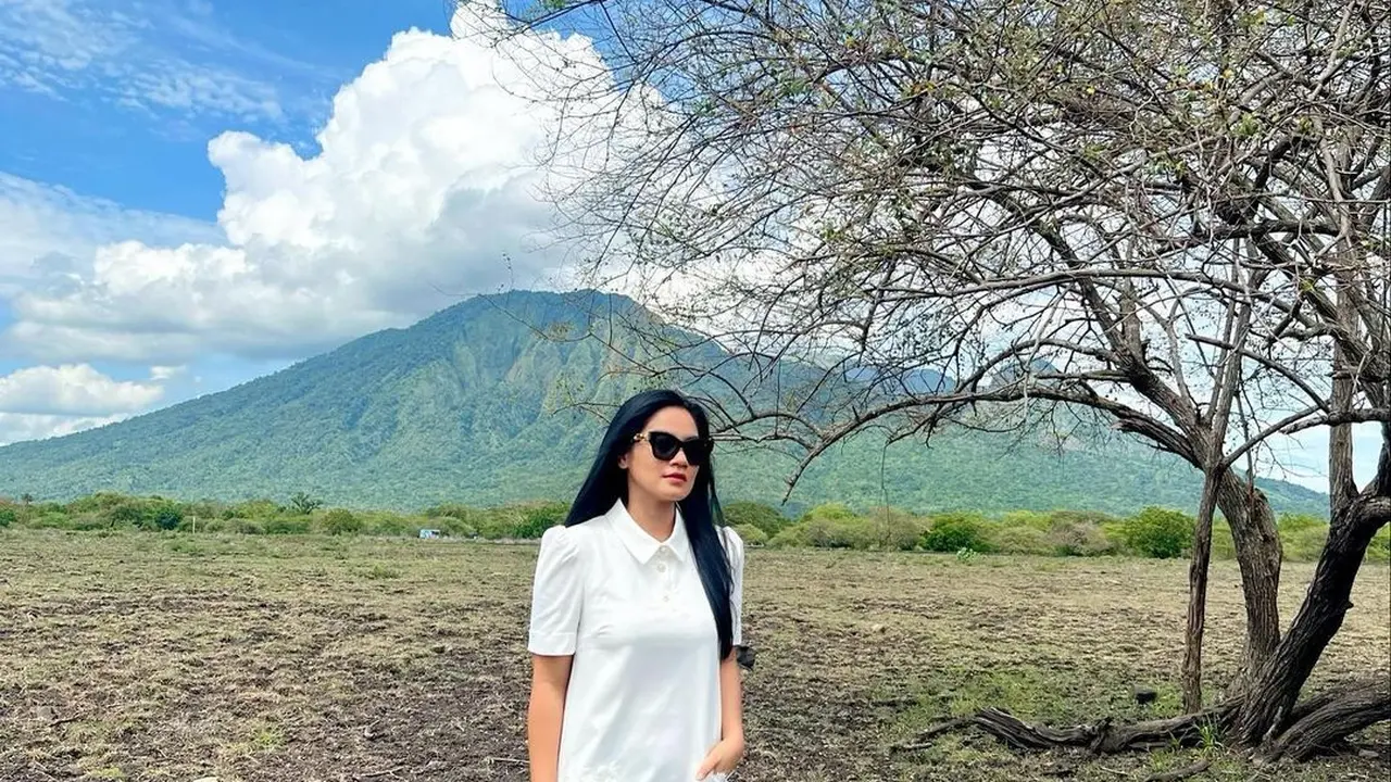 Gaya rambut baru Titi Kamal disebut mirip Song Hye Kyo