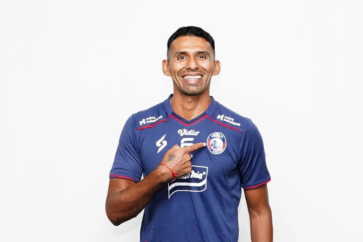 Gilbert Alvarez