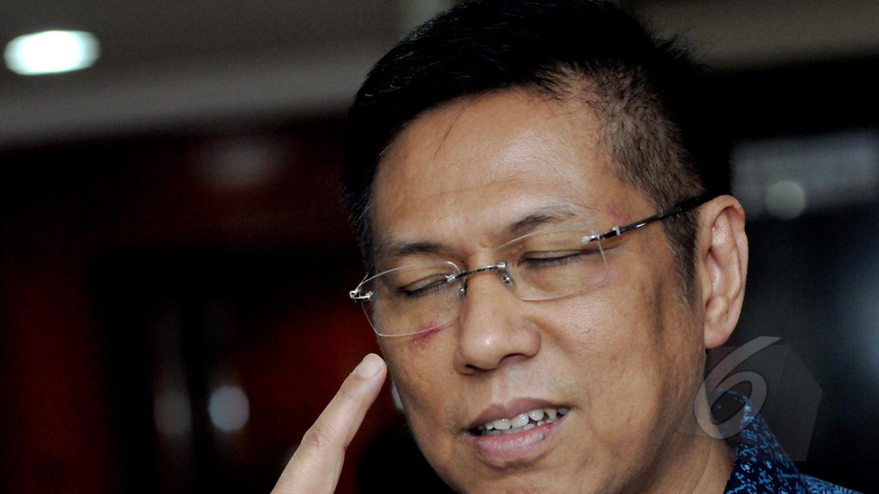 Lapor ke Ketua DPR, Mulyadi Tunjukan Luka Memar
