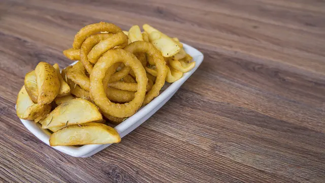 Resep Onion Ring Crispy dan Tahan Lama