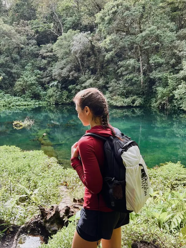 Angela Gilsha ala backpacker cantik (Instagram/angelagilsha)