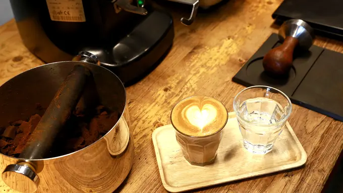 Lesu? Semangatkan Harimu dengan Ngopi di 10 Kedai Hits Ibu Kota!