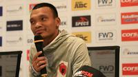 Penyerang PSM, Ferdinand Sinaga, saat sesi jumpa pers jelang laga Persib vs PSM di Bandung, Selasa (22/5/2018). (Bola.com/Erwin Snaz)
