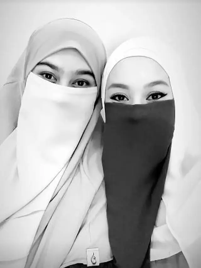 6 Potret Dinda Hauw saat Pakai Cadar, Tuai Pujian