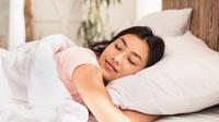 Cukup istirahat. (c) Shutterstock/Prostock-Studio