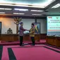 Wakil Gubernur Bengkulu Rohidin Mersyah resmi diangkat menjadi Pelaksana tugas (Plt) Gubernur Bengkulu menggantikan Gubernur Bengkulu Ridwan Mukti. (Liputan6.com/Ika)