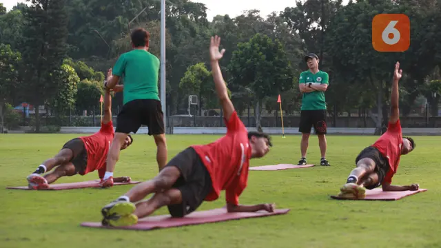 FOTO Latihan Timnas Indonesia U-23