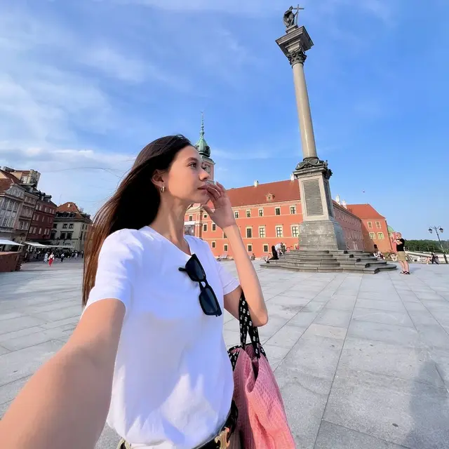 6 Potret Solo Traveling Yuki Kato ke Polandia, Nikmati Masa Lajang di Usia 29 Tahun