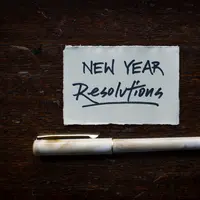 Resolusi tahun baru telah menjadi tradisi umum untuk mencapai tujuan hidup. (Foto: Unsplash/Tim Mossholder)