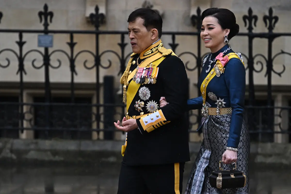 Raja Thailand Maha Vajiralongkorn dan Ratu Thailand Suthida