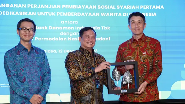 Danamon, PNM, dan MUFG Bank berkolaborasi untuk menyediakan Pembiayaan sosial Syariah pertama di Indonesia melalui penandatanganan perjanjian Pembiayaan Sosial Syariah Berkelanjutan (PSSB).