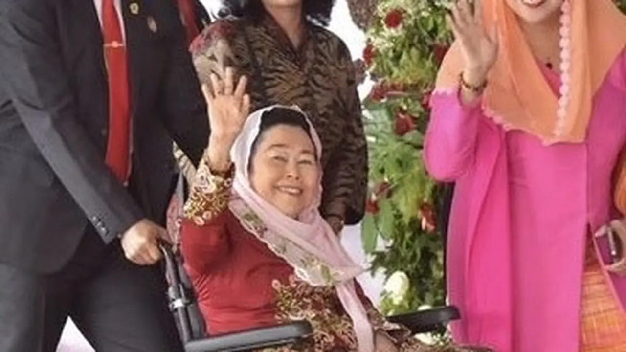 Penampilan Ibu Pejabat Hadir si Sidang MPR/DPR RI