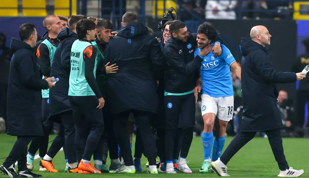Di final, Napoli akan menghadapi pemenang laga semifinal lainnya antara Inter Milan melawan Lazio. (Fayez NURELDINE/AFP)
