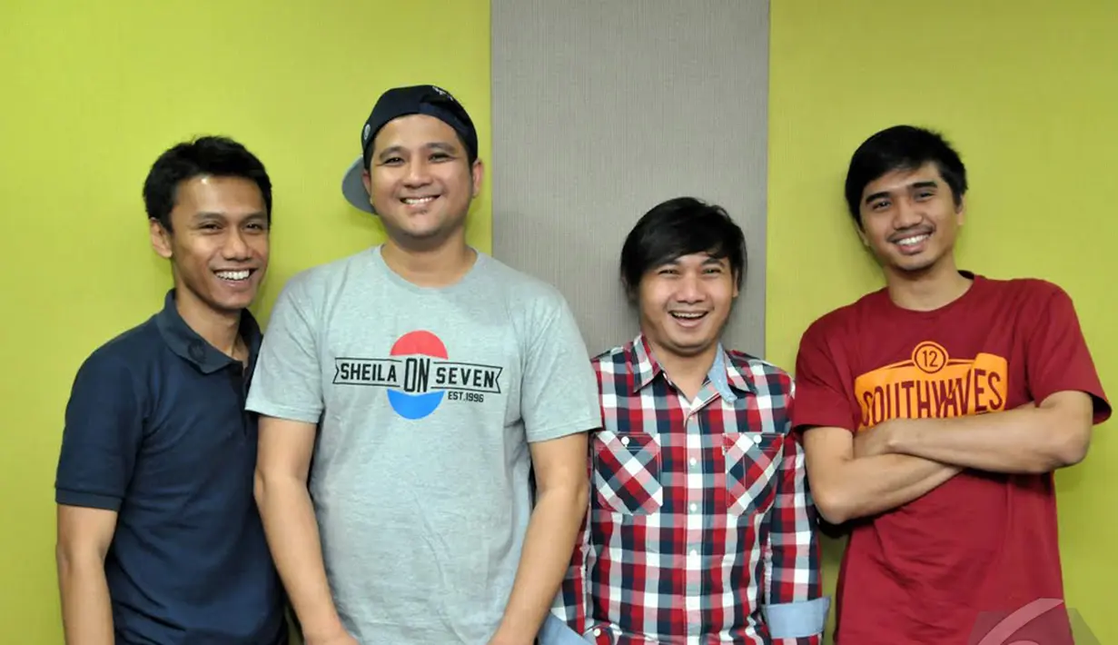  Grup musik Sheila On 7 meluncurkan album terbaru bertajuk "Musim Yang Baik", Jakarta, Kamis (11/12/2014).(Liputan6.com/Panji Diksana)